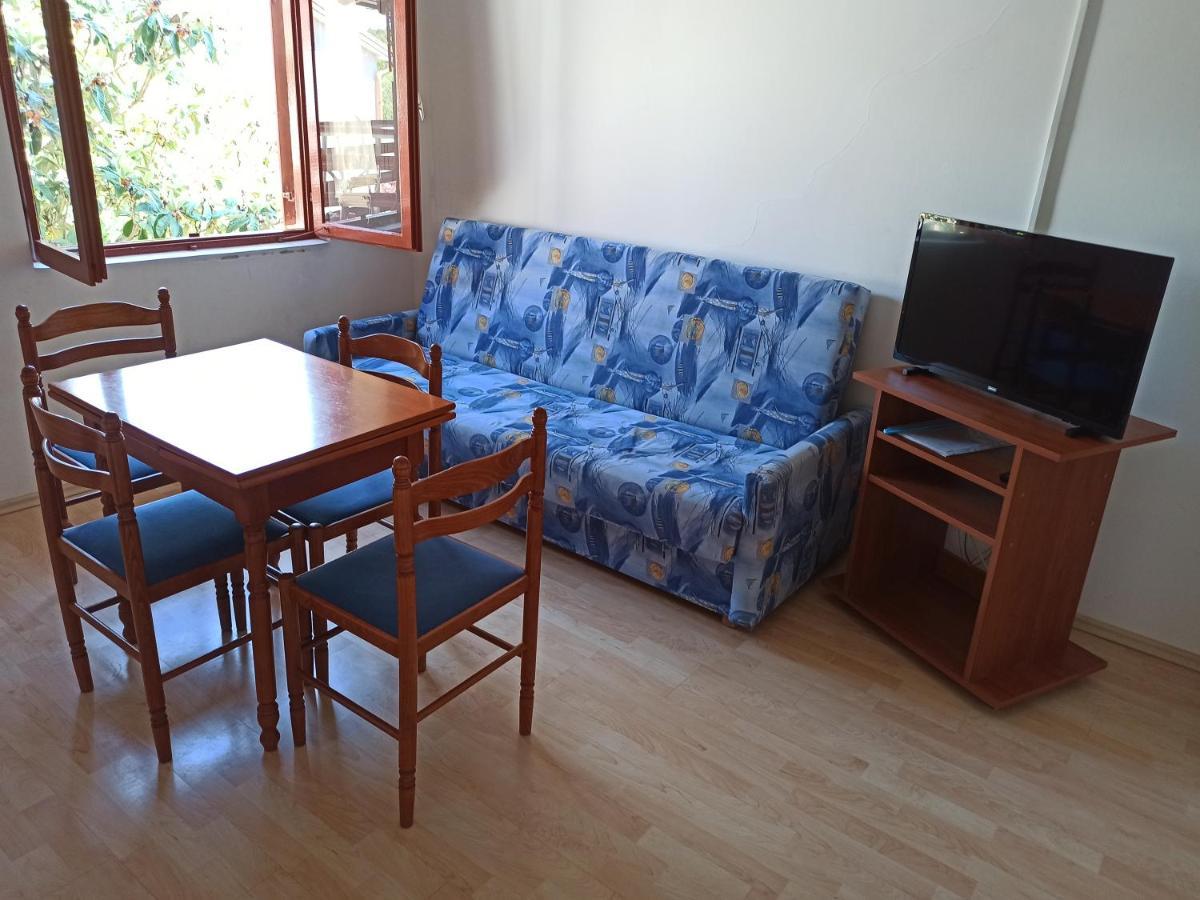 Apartments Kornati Zdrelac Bagian luar foto