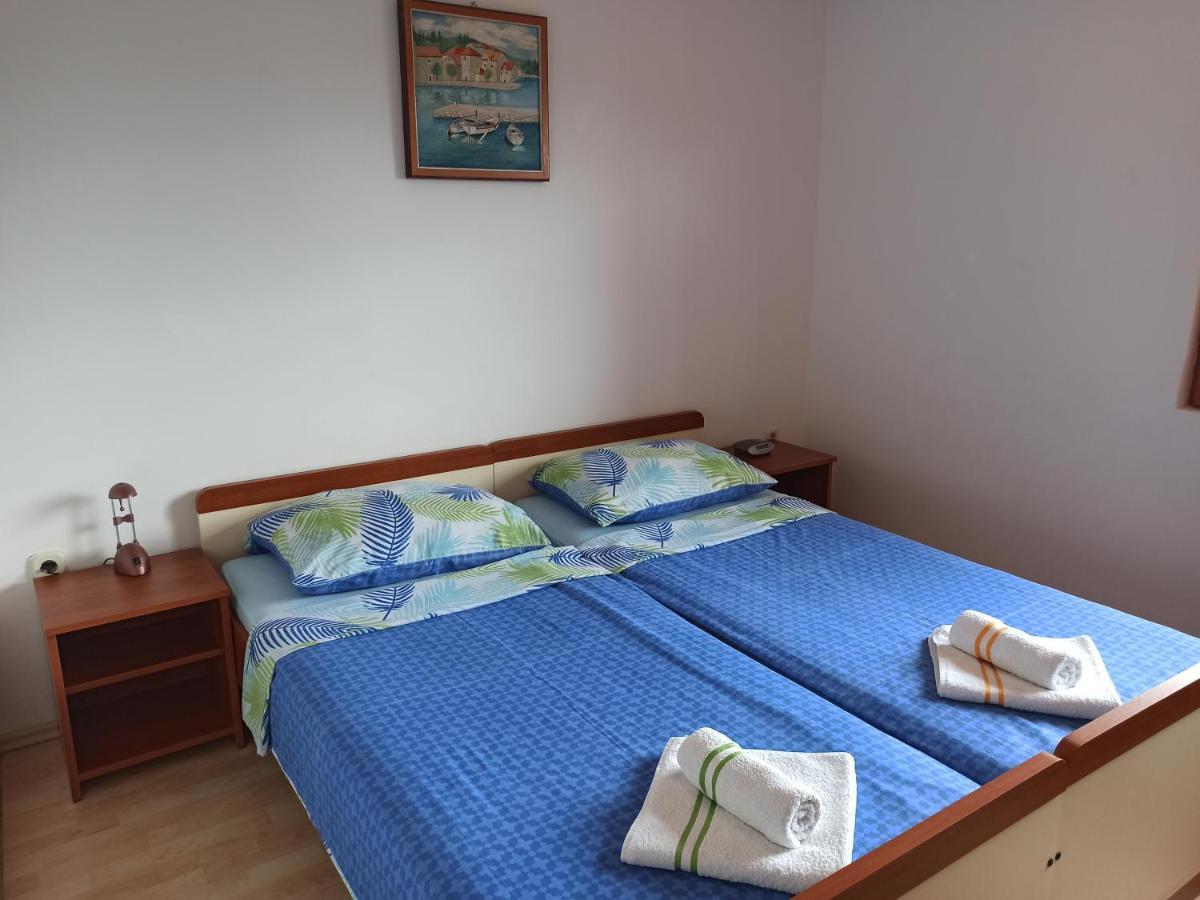 Apartments Kornati Zdrelac Bagian luar foto