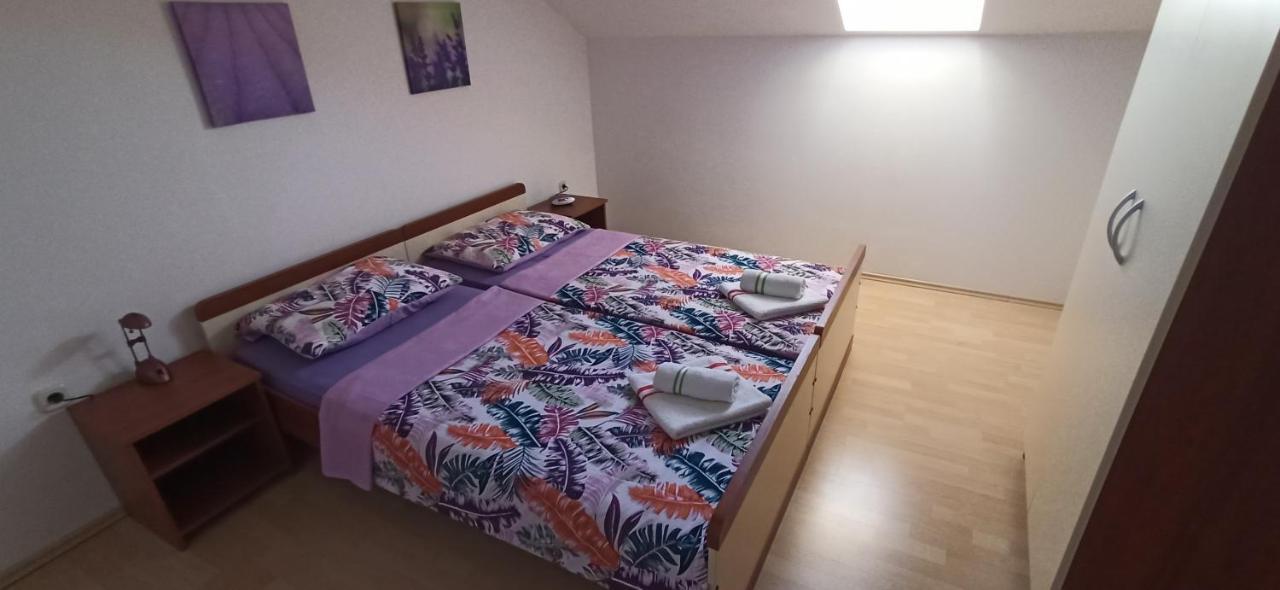 Apartments Kornati Zdrelac Bagian luar foto