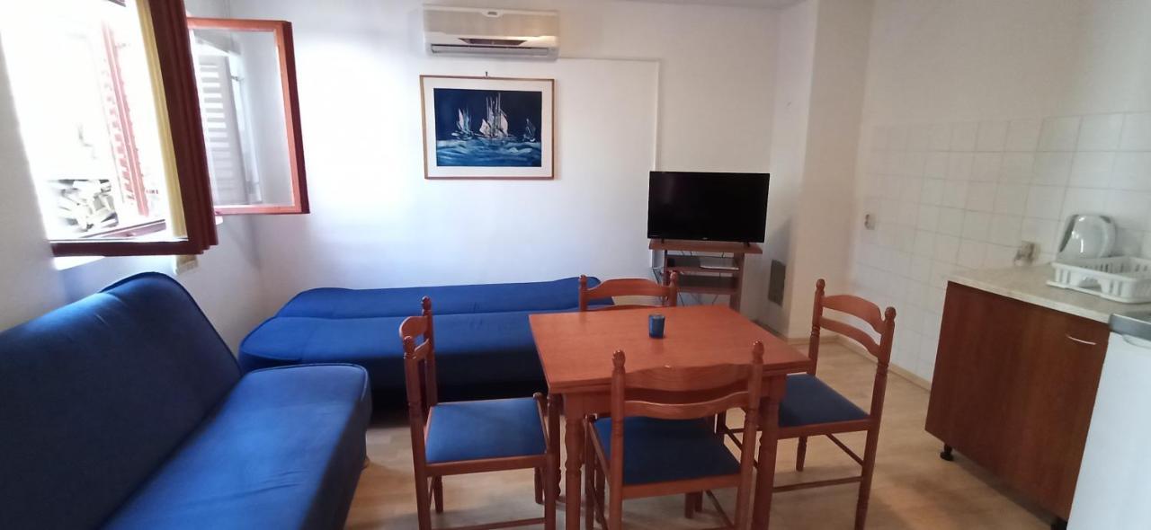 Apartments Kornati Zdrelac Bagian luar foto